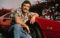 Tom Selleck dans la série télévisée "Magnum".