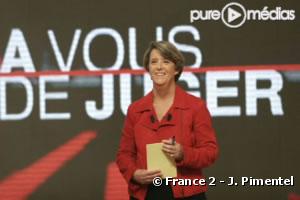 Arlette Chabot présente "A vous de juger sur France 2