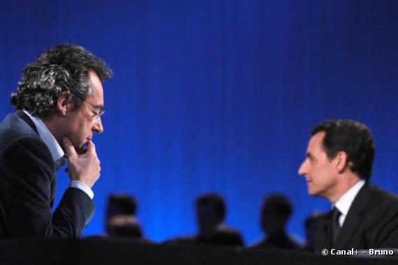 Michel Denisot et Nicolas Sarkozy sur le plateau du "Grand journal de Canal+" (1er mars 2006)
