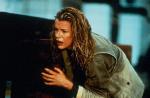 Kim Basinger rejoint Charlize Theron dans "Burning Plain"