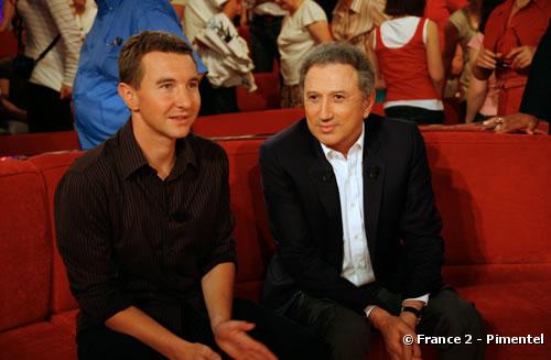 Olivier Besancenot et Michel Drucker dans "Vivement dimanche"