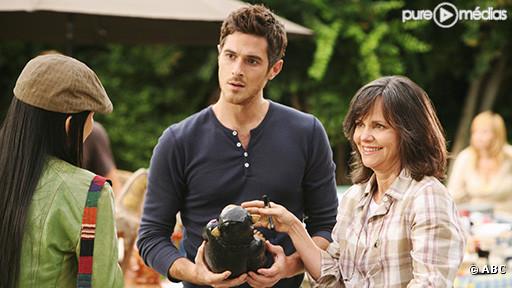 Dave Annable et Sally Field dans "Brothers & Sisters"