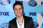 Charts US : la guerre des "Idol" commence