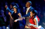 Amy Winehouse de retour à la télé... en choriste (vidéo)