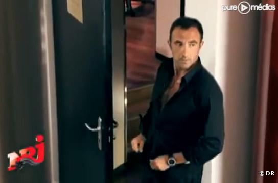 Nikos dans le spot pour le "6-9" de NRJ