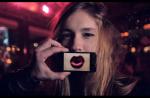 Clip : Cassius met l'amour en scène grâce à des... iPhone !
