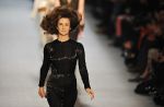 Valérie Lemercier a défilé pour Jean-Paul Gaultier