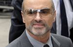 George Michael offre un titre gratuit pour le mariage de Kate &amp; William