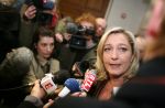 Marine Le Pen plante France 2