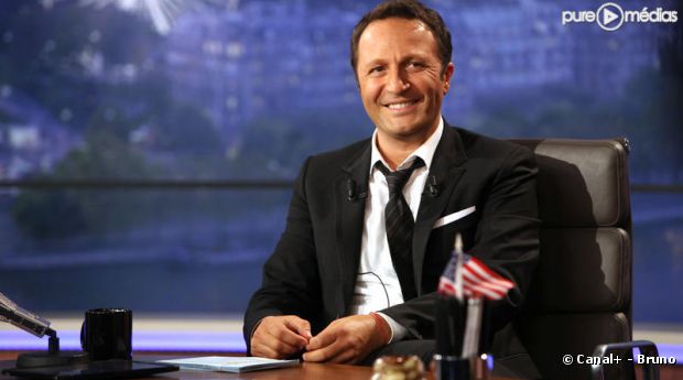 Arthur dans l'émission "Ce soir avec Arthur" sur Comédie