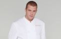 Issu d'une famille de policiers et de pompiers, Florent Pietravalle a pourtant toujours su qu'il voulait faire de la cuisine son métier. Il envisage la cuisine comme son sport préféré, la boxe, même si ce qu'il propose dans l'assiette est plein de volume et de couleur.