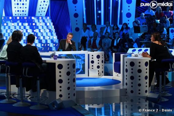 Le plateau de "On n'est pas couché" sur France 2
