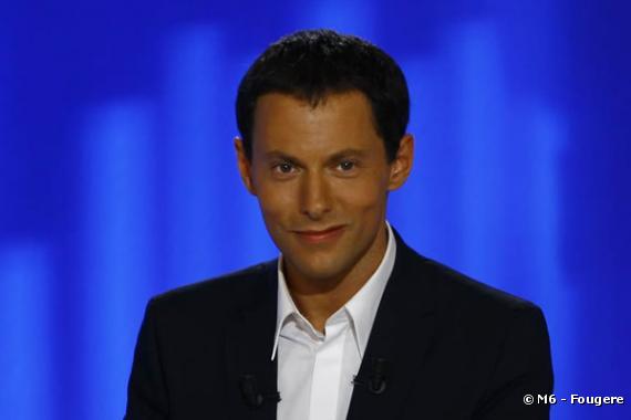 Marc-Olivier Fogiel sur le plateau de "T'empêches tout le monde de dormir", le 12 septembre 2006