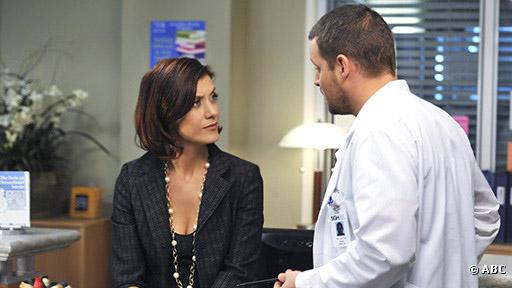 Kate Walsh et Justion Chambers dans "Private Practice"