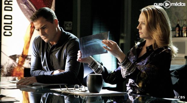 George Eads et Marg Helgenberger dans "Les Experts"