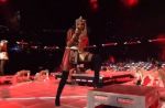 Mi-temps du Super Bowl : le doigt d'honneur de M.I.A. fait scandale