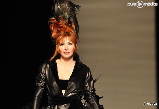 Mylène Farmer défile pour Jean-Paul Gaultier