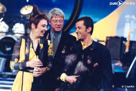 Patrice Carmouze et Christophe Dechavanne reçoivent Catherine Ringer dans "Coucou, c'est nous" sur TF1