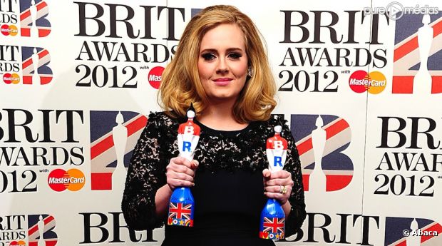 Adele aux Brit Awards 2012