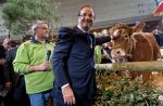 JDC-68 : Sarkozy maître d'école, Hollande tâte les vaches avant de travailler sa stature internationale