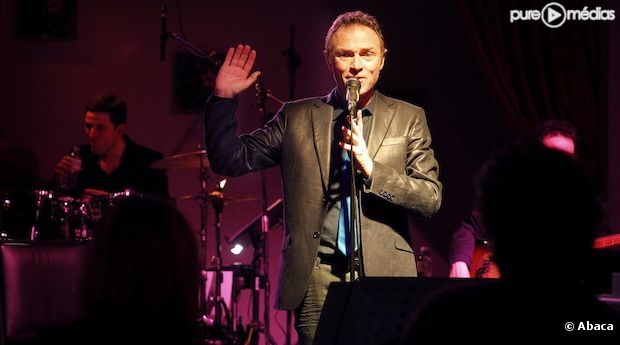 Christophe Hondelatte évoque la difficulté d'imposer un magazine culturel à la télévision