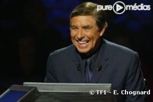 Jean-Pierre Foucault présente "Qui veut gagner des millions"