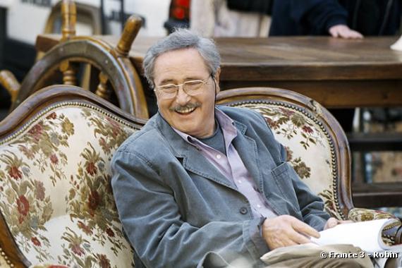 Victor Lanoux est "Louis la brocante" sur France 3