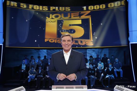 Jean-Pierre Foucault présente "Jouez pour cinq fois plus".