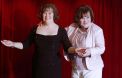 Susan Boyle découvre sa statue de cire au musée de Blackpool