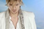 Clip : Thierry Amiel au paradis dans la nouvelle comédie musicale d'Obispo