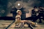 Clip : Taylor Swift s'en prend à tous les moqueurs dans "Mean"
