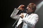 Thomas Dutronc repousse tout à "Demain !"