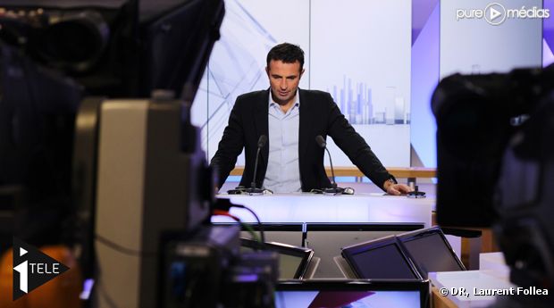 Victor Robert dans la pièce "En Ballotage" de Benoît Masocco.