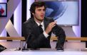 Arthur Molinier dans la pièce "En Ballotage" de Benoît Masocco.