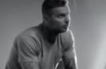 Clip : M. Pokora vieillit "En attendant la fin"
