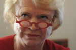 Eva Joly accuse "Le Point" d'attaque raciste à son égard