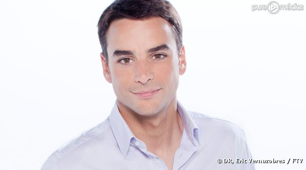 <meta charset="utf-8" />
Julian Bugier.