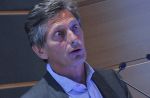 Le patron de M6 en colère contre un administrateur de France Télévisions