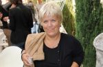 Accusée d'être raciste, Mimie Mathy répond à Babette de Rozières