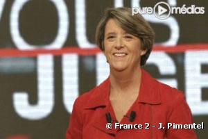 Arlette Chabot présente "A vous de juger sur France 2