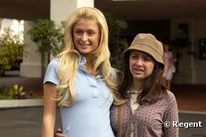 Paris Hilton et Christine Lakin dans "The Hottie and the Nottie"