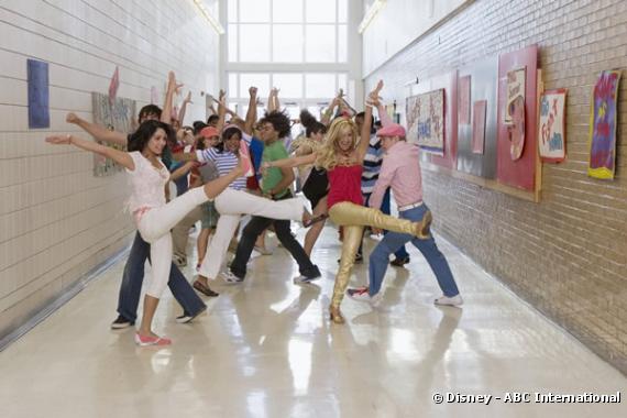 High School Musical 2 : Vanessa Hudgens, Zac Efron, Monique Coleman, Corbin Bleu, Ashley Tisdale, Lucas Grabeel
