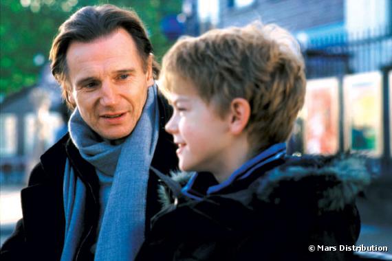 Liam Neeson et Thomas Sangster dans "Love Actually"