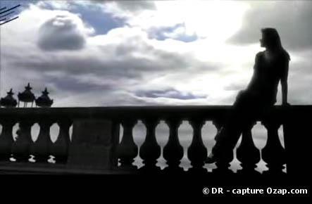 Le clip de "L'amoureuse" de Carla Bruni