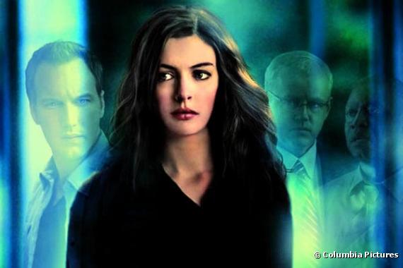 Anne Hathaway sur l'affiche de "Passengers"