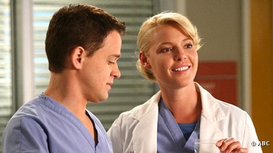 T.R. Knight et Katherine Heigl dans "Grey's Anatomy"