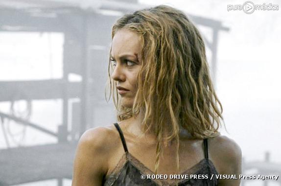 Vanessa Paradis dans "Atomik Circus"