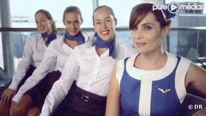 Emmanuelle Seigner dans le clip de "Dingue"