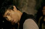 Clip : Enrique Iglesias sample Lionel Richie !