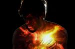 Clip : Enrique Iglesias et Nicole Scherzinger se mettent à nu pour "Heartbeat"